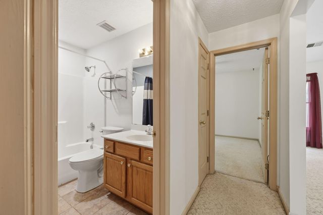 2940 Masters View Road, Lexington, KY 40511