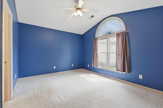 2940 Masters View Road, Lexington, KY 40511