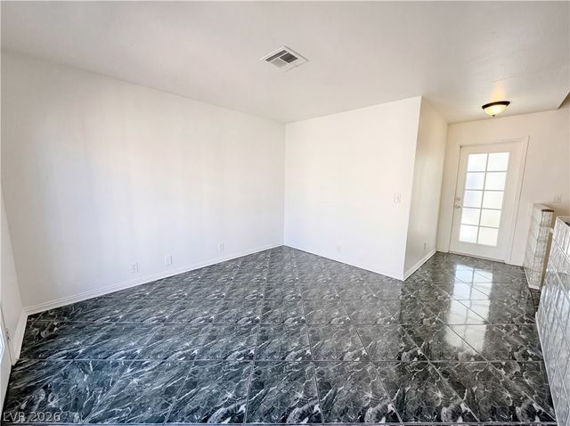 4924 Calle Del Cajon, Las Vegas, NV 89120