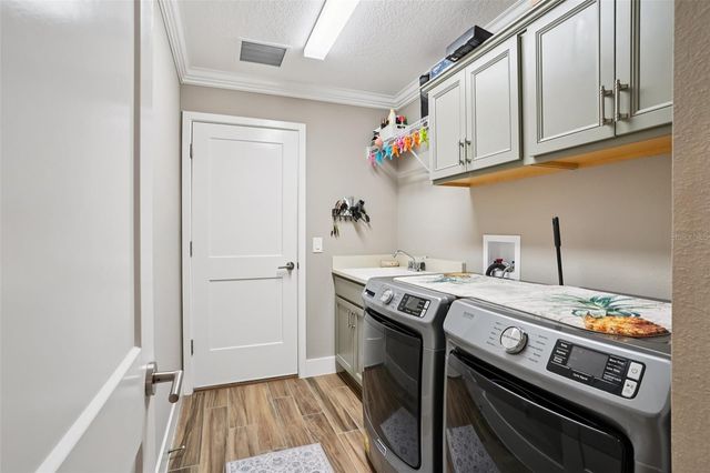 1251 MANUEL CIRCLE, The Villages, FL 32163