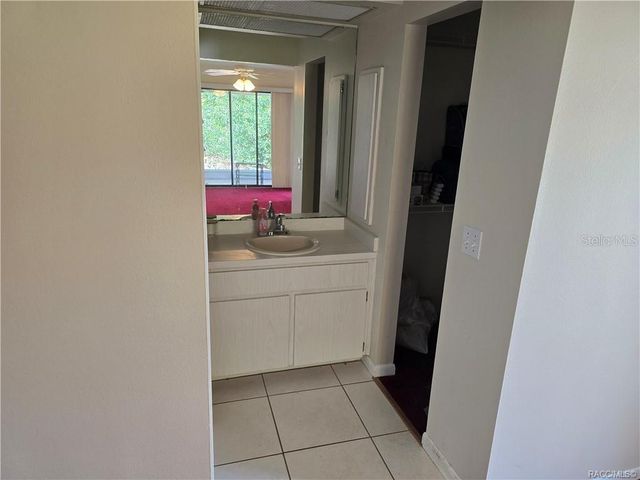 1 HOLLY COURT, Homosassa, FL 34446