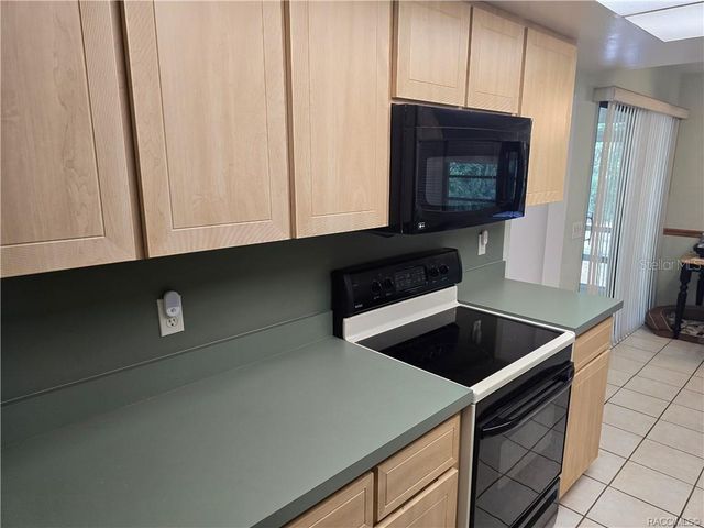 1 HOLLY COURT, Homosassa, FL 34446