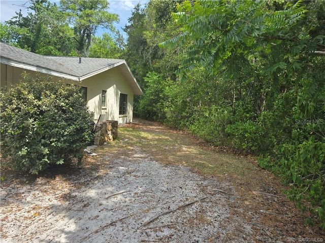 1 HOLLY COURT, Homosassa, FL 34446