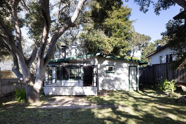 1215 Miles Avenue, Pacific Grove, CA 93950