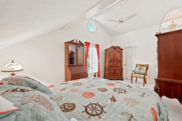 938 Tiffany Ln., North Myrtle Beach, SC 29582