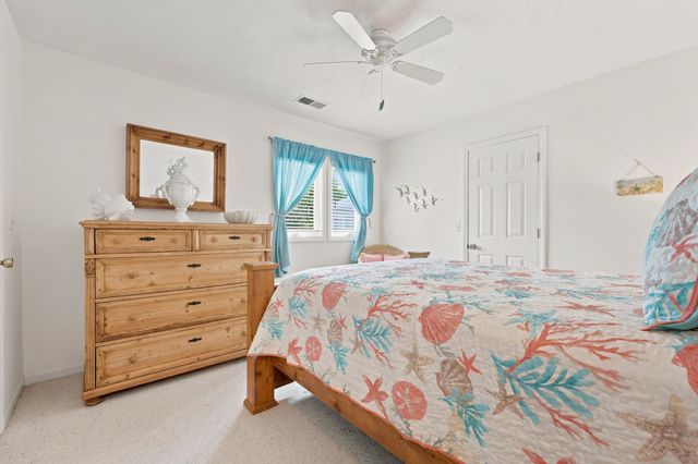 938 Tiffany Ln., North Myrtle Beach, SC 29582