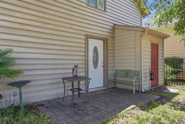 938 Tiffany Ln., North Myrtle Beach, SC 29582