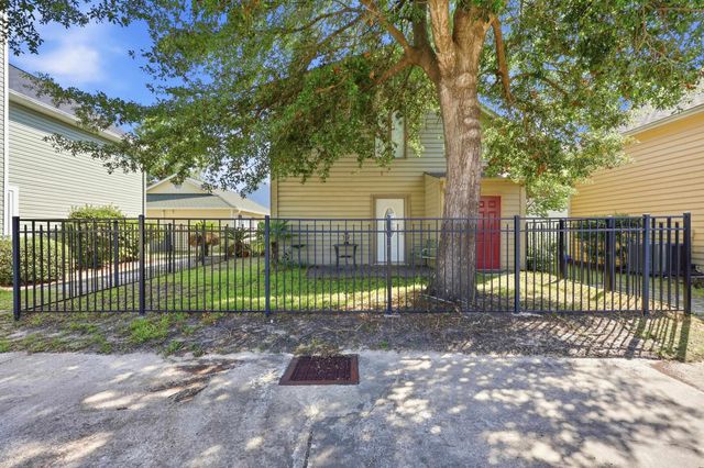 938 Tiffany Ln., North Myrtle Beach, SC 29582