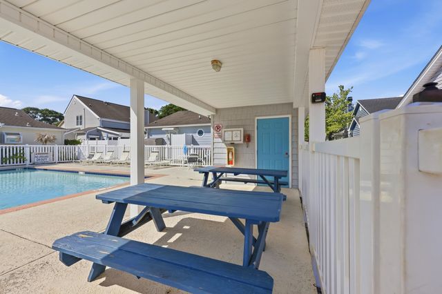 938 Tiffany Ln., North Myrtle Beach, SC 29582