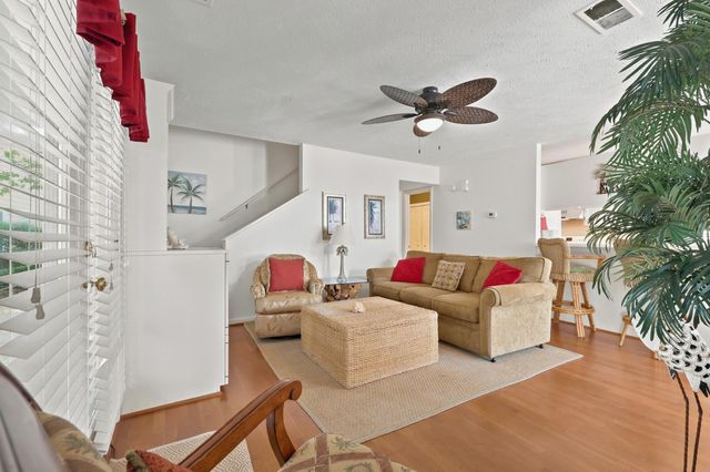 938 Tiffany Ln., North Myrtle Beach, SC 29582