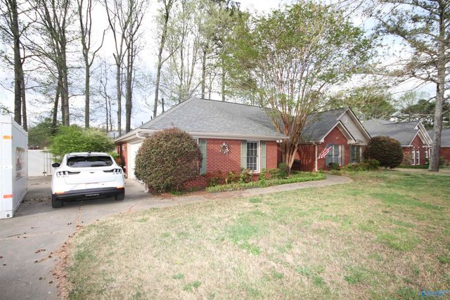 143 Preswick Place, Huntsville, AL 35749