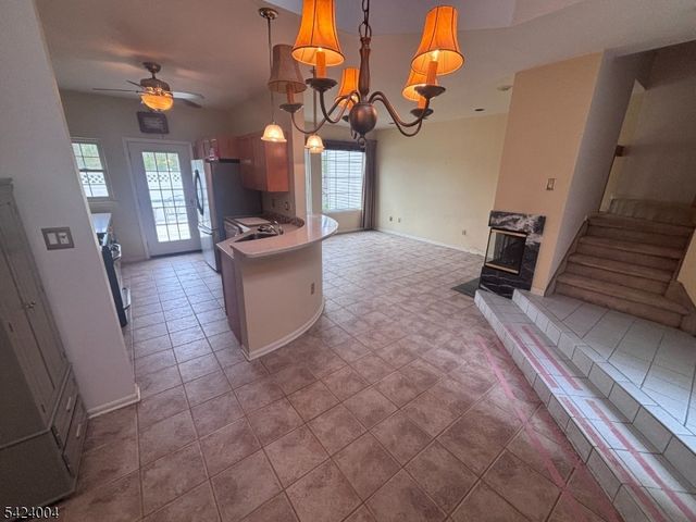 66 Witherspoon Ct, Morris Twp., NJ 07960