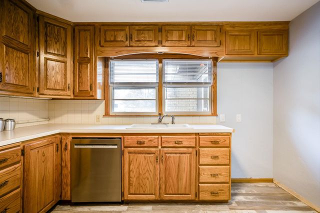 2600 N Halstead St, Wichita, KS 67204