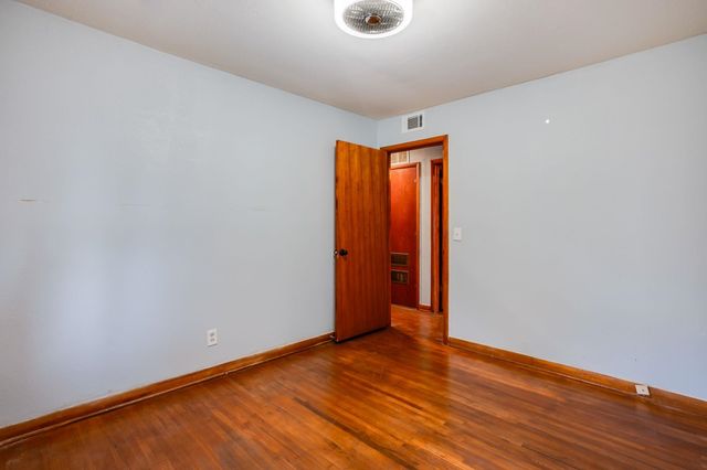 2600 N Halstead St, Wichita, KS 67204