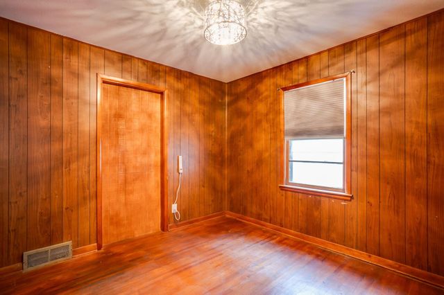 2600 N Halstead St, Wichita, KS 67204