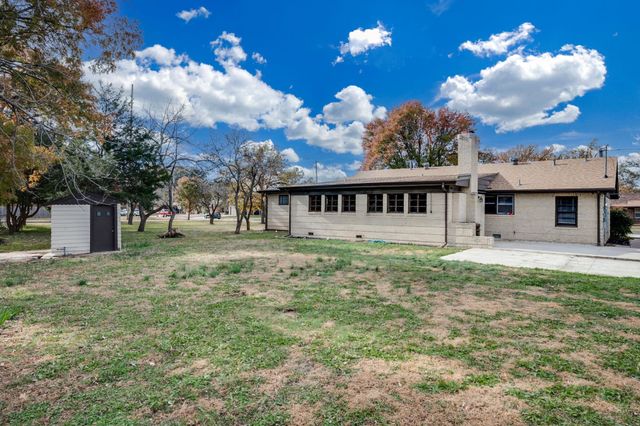 2600 N Halstead St, Wichita, KS 67204