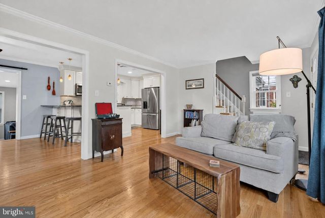 972 SKYLINE DR, Lancaster, PA 17601