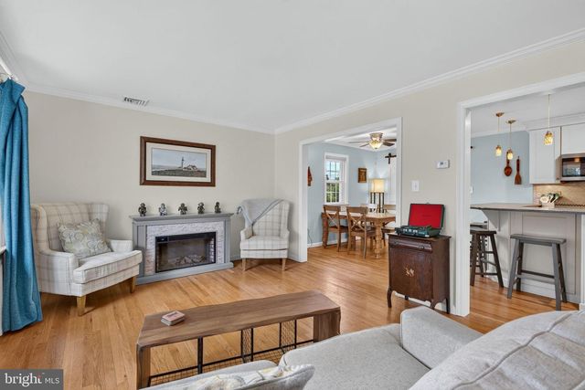 972 SKYLINE DR, Lancaster, PA 17601