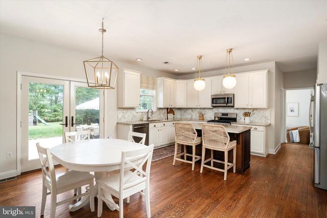 65 CLIFFWOOD DR, Allentown, NJ 08501