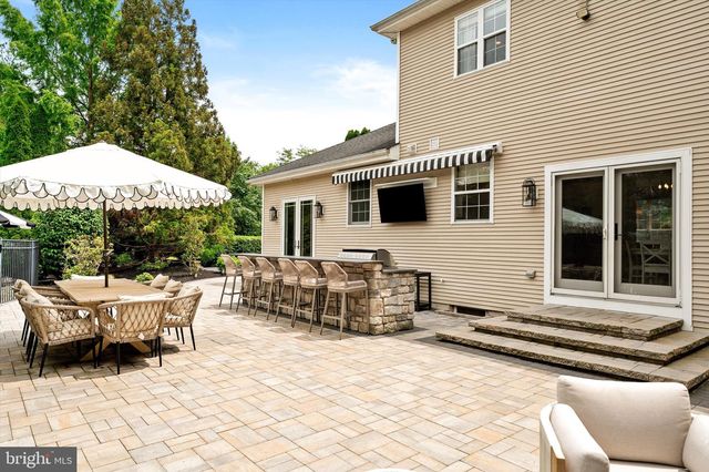 65 CLIFFWOOD DR, Allentown, NJ 08501