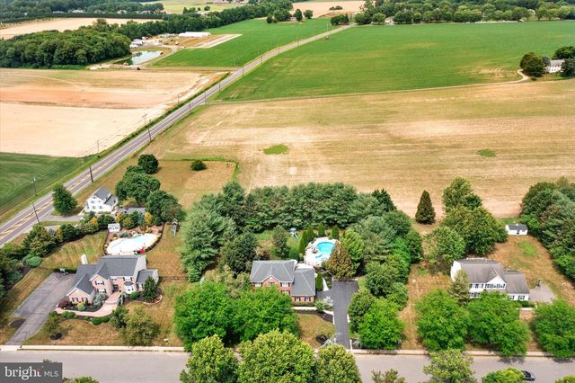 65 CLIFFWOOD DR, Allentown, NJ 08501