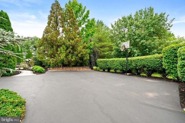 65 CLIFFWOOD DR, Allentown, NJ 08501