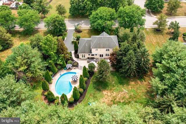 65 CLIFFWOOD DR, Allentown, NJ 08501