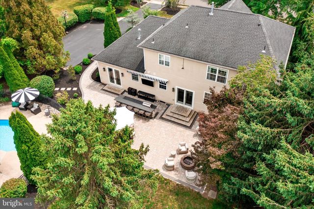 65 CLIFFWOOD DR, Allentown, NJ 08501