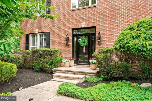 65 CLIFFWOOD DR, Allentown, NJ 08501