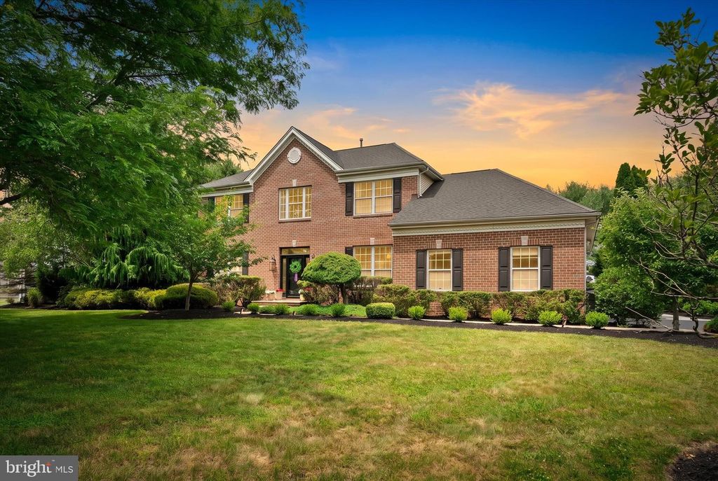 65 CLIFFWOOD DR, Allentown, NJ 08501