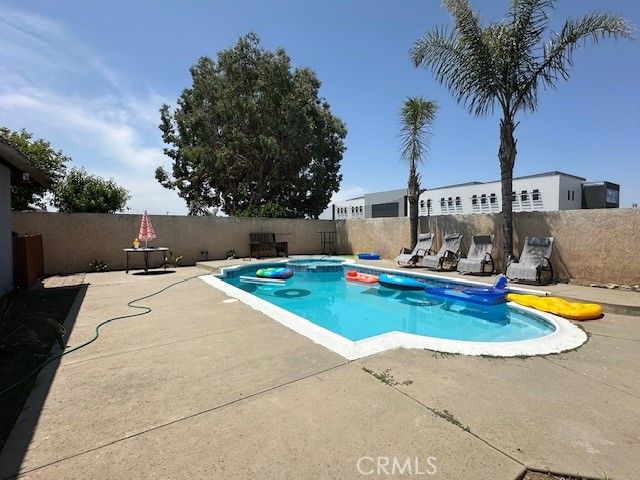 7714 Acacia, Fontana, CA 92336