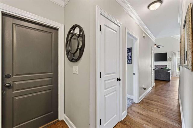 85 Maple Leaf Drive, Oxford, GA 30054
