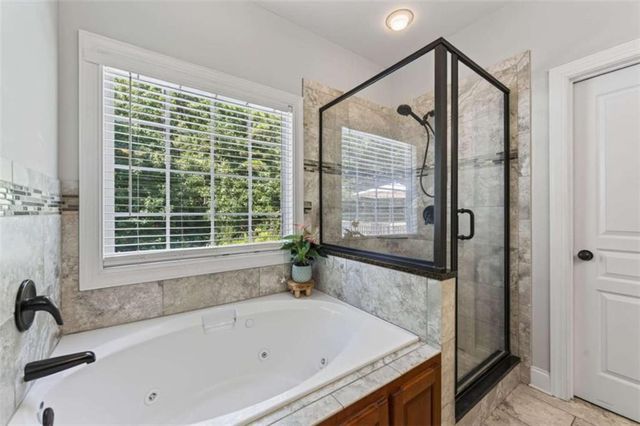 85 Maple Leaf Drive, Oxford, GA 30054