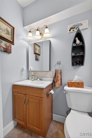 108 Upton Street, Dewitt, NY 13057