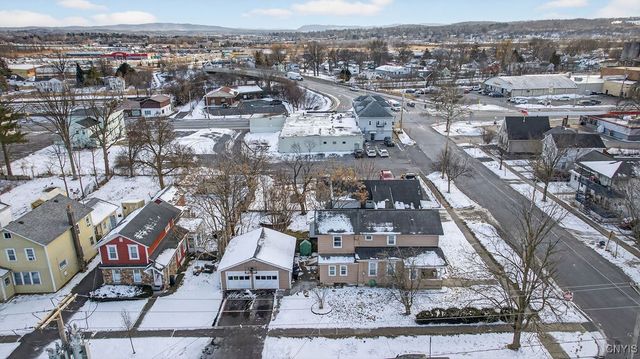 108 Upton Street, Dewitt, NY 13057