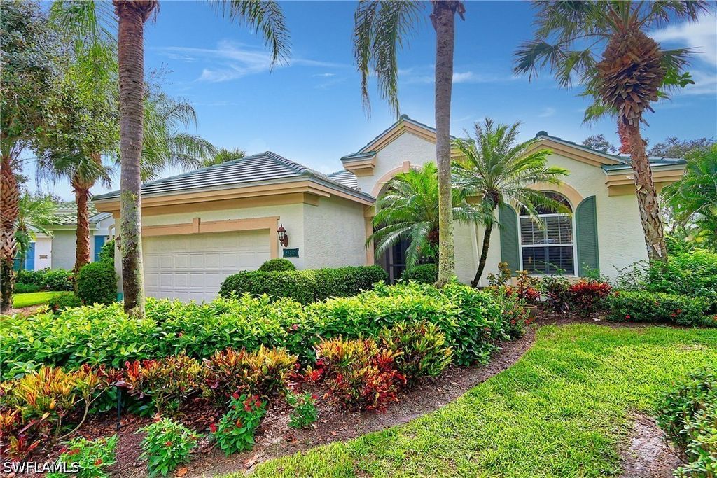 23243 Foxberry LN, Estero, FL 34135