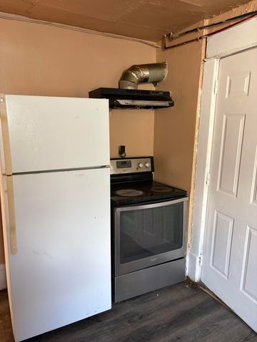 1131 Loudon AVE NW, Roanoke, VA 24017