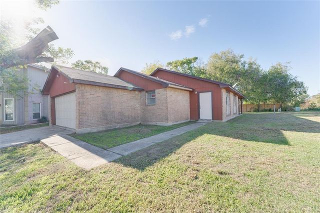 1539 Stevenage, Channelview, TX 77530
