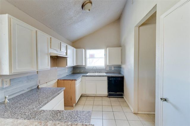 1539 Stevenage, Channelview, TX 77530