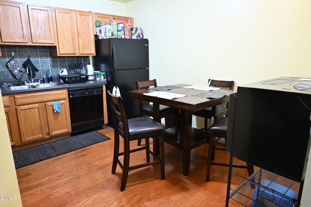 8640 Neuse Landing Lane 105, Raleigh, NC 27616