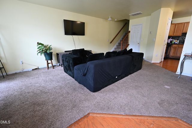 8640 Neuse Landing Lane 105, Raleigh, NC 27616