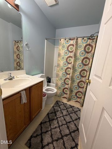 8640 Neuse Landing Lane 105, Raleigh, NC 27616