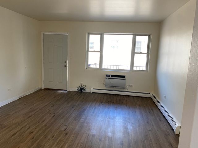 5741 W 35th Street 8F, Cicero, IL 60804