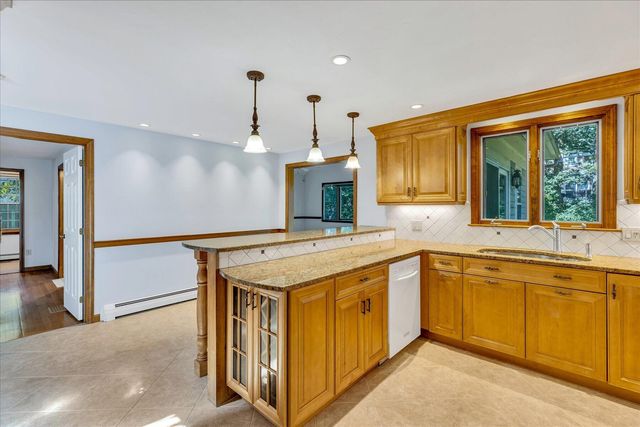 94 Stratford Lane, Yarmouth Port, MA 02675
