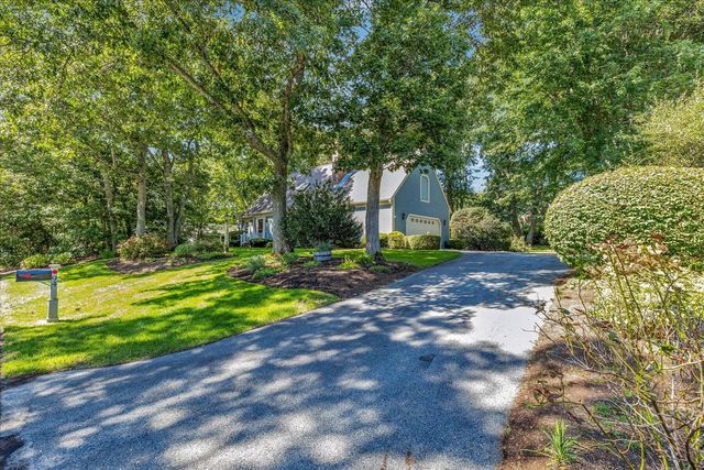 94 Stratford Lane, Yarmouth Port, MA 02675