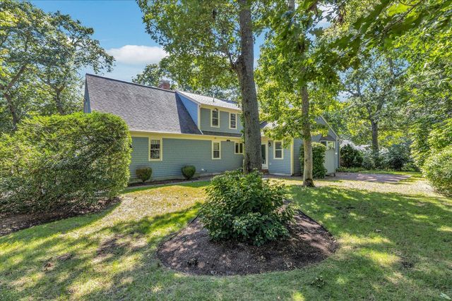 94 Stratford Lane, Yarmouth Port, MA 02675
