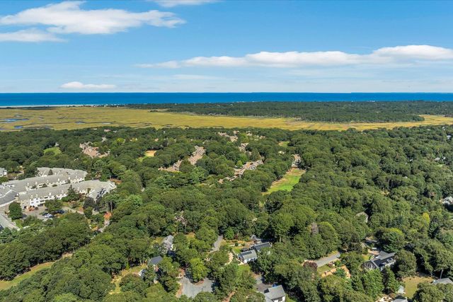 94 Stratford Lane, Yarmouth Port, MA 02675