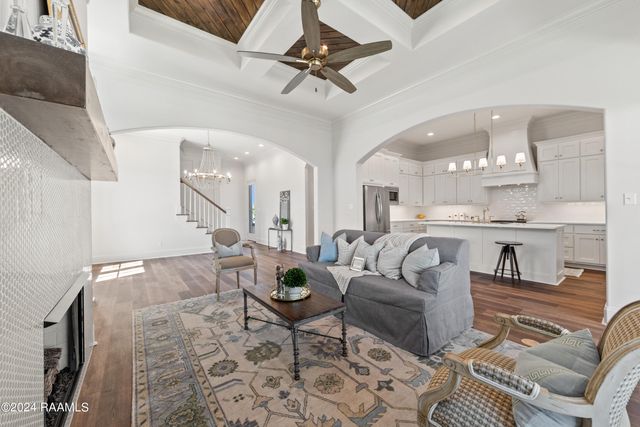 400 Villager Avenue, Scott, LA 70583