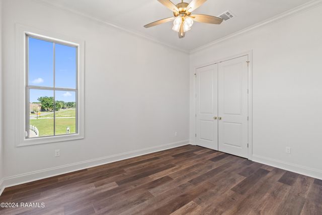400 Villager Avenue, Scott, LA 70583