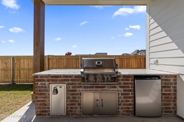 400 Villager Avenue, Scott, LA 70583